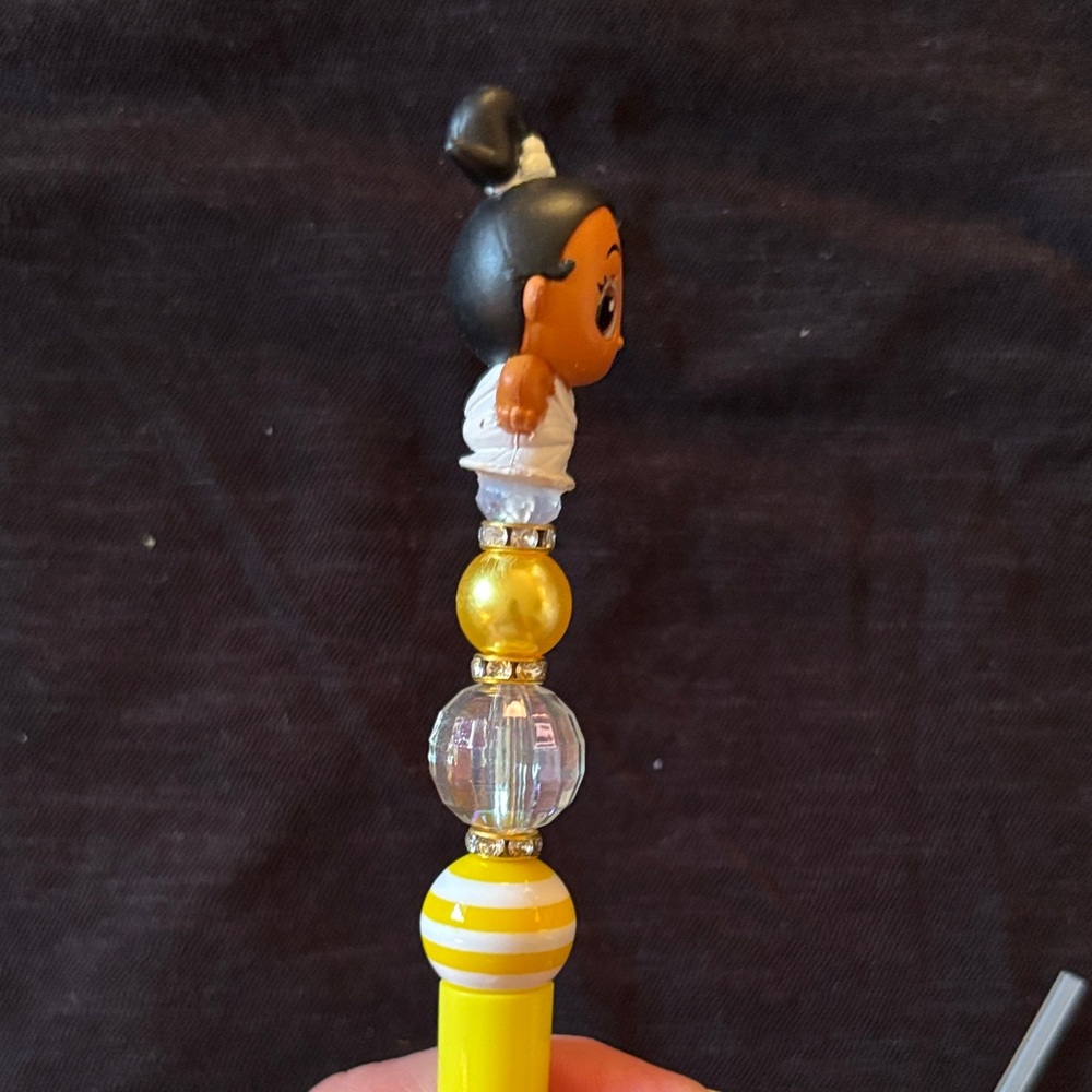 Handmade Disney Doorable Thatia Muse Pen - Picture 6 of 6